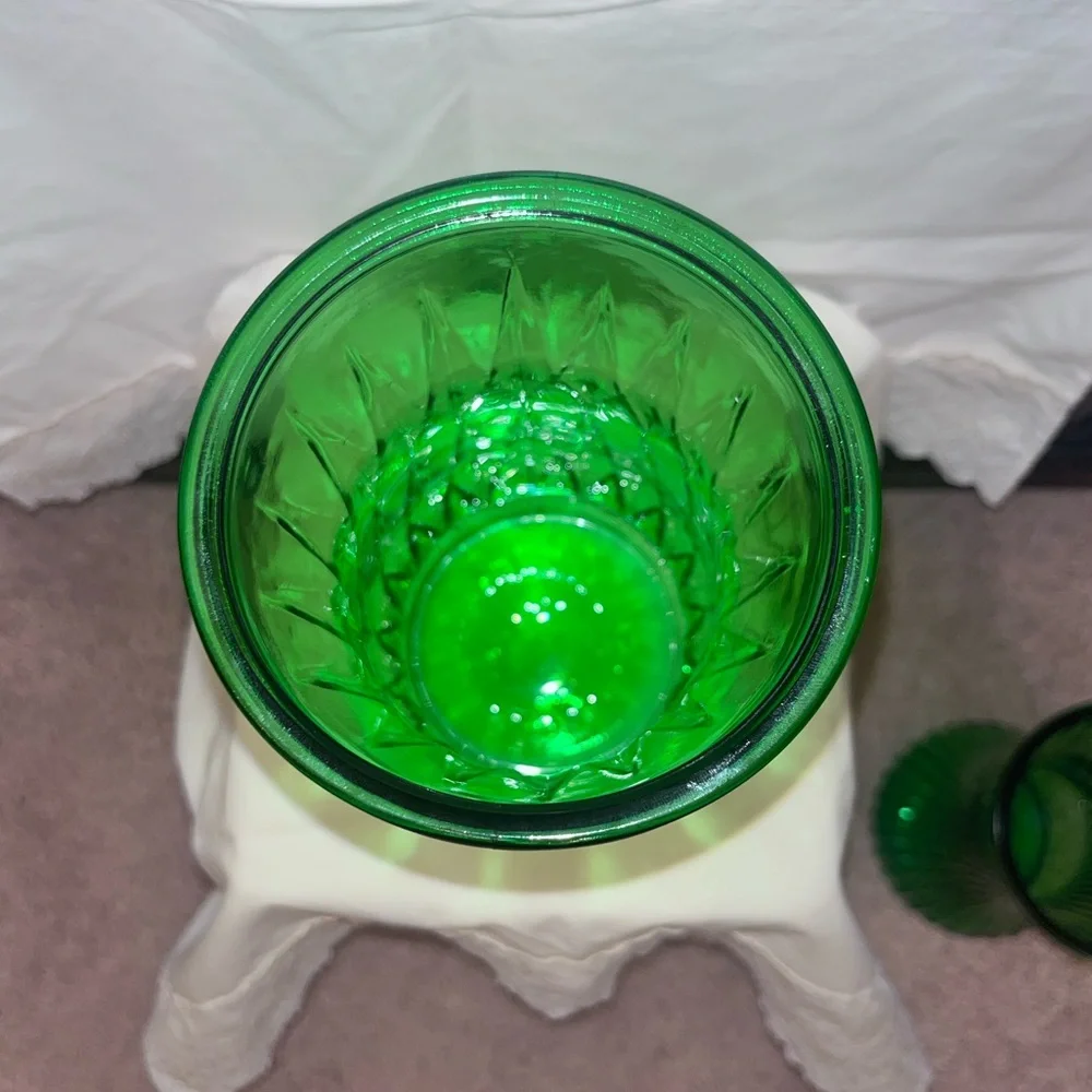 CFG Emerald Green Diamond Textured Vintage Vase